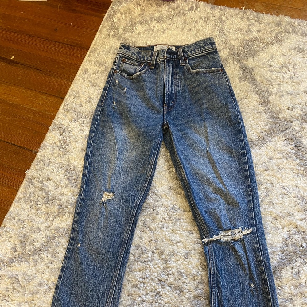 Abercrombie high rise mom jeans